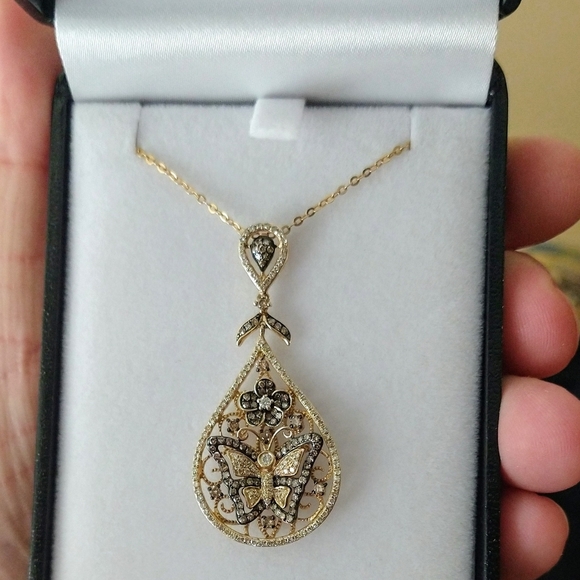 14k Yellow gold Diamond butterfly teardrop pendant - Picture 8 of 14